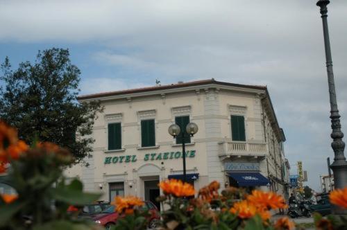 Hotel Stazione Ливорно Экстерьер фото