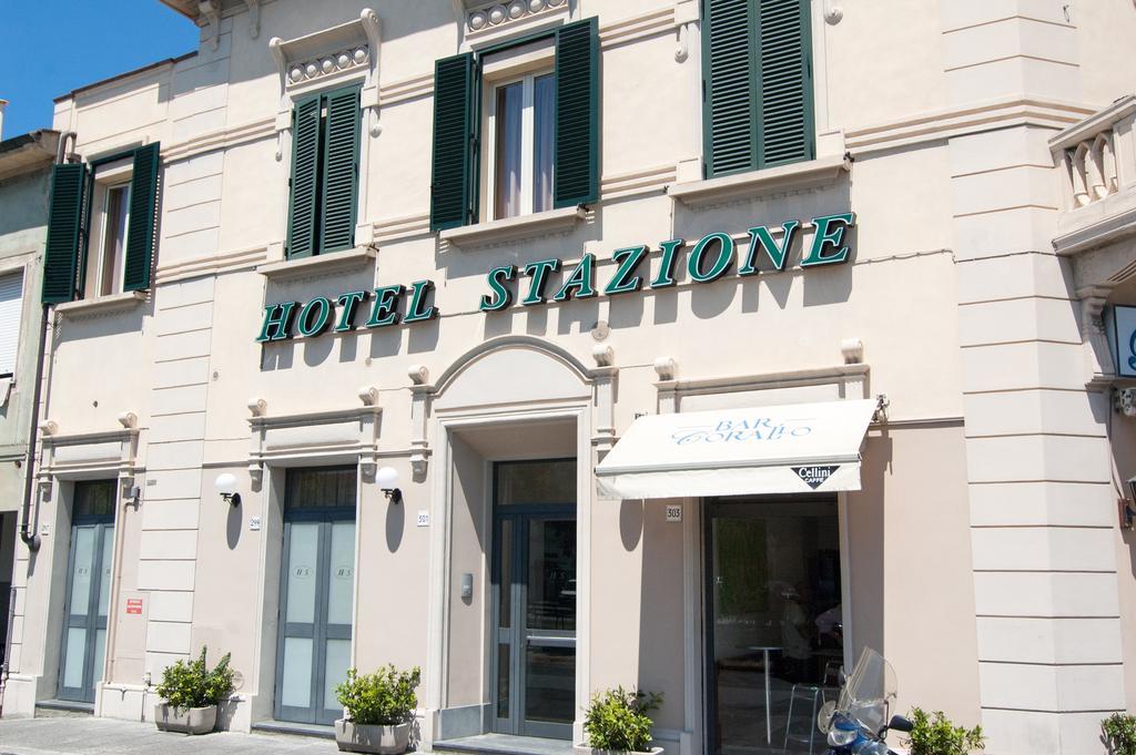 Hotel Stazione Ливорно Экстерьер фото